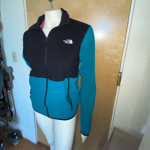 The North Face Men’s full zip fleece - Picture 2 of 5